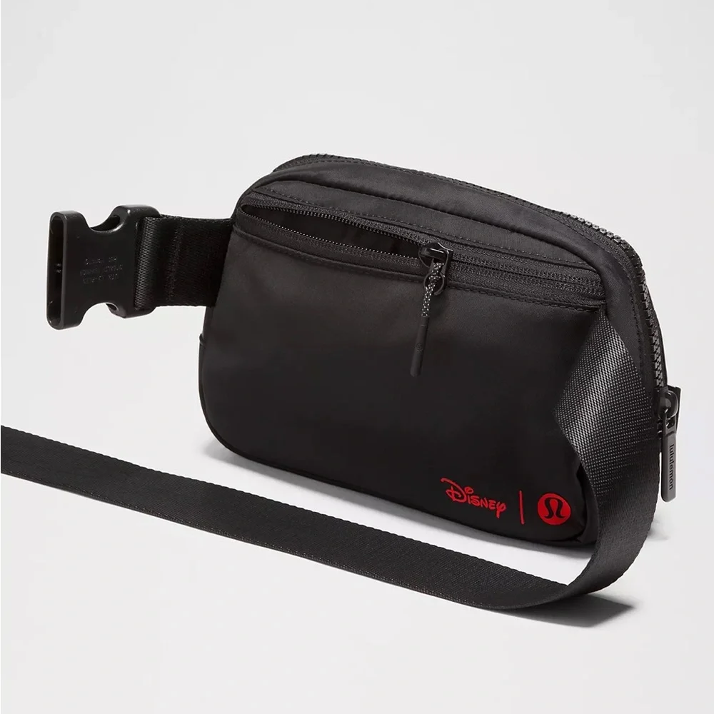 Disney x lululemon Everywhere Belt Bag Embroidered Mickey Mouse Fanny Pack NWT